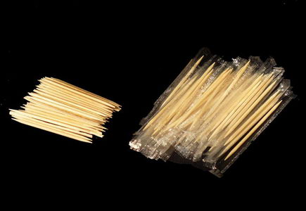 نكاشات اسنان