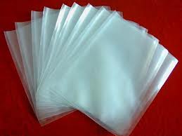 أكياس نايلون شفاف